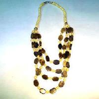 We offer the widest range of Costume Jewelry and Indian Handicrafts