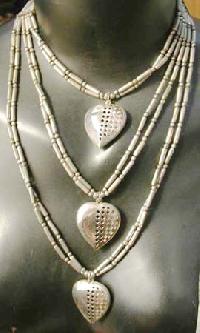 MN - 6912 Metal Necklaces