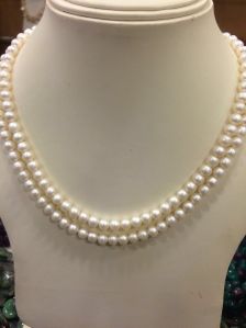 Pearl necklace double string