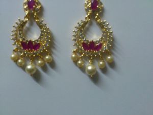 Earings with ruby