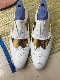 White and gold Oxford