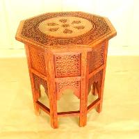 Wooden Round Table (02)