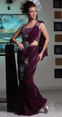 Item Code : D 10 29  Designer Saree