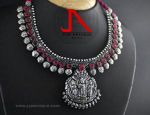 TSTN-003 Stone Temple Necklace