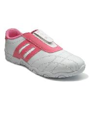 ladies sport footwears