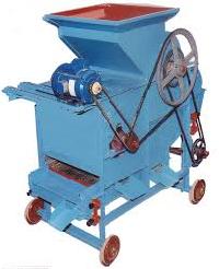 Groundnut Thresher