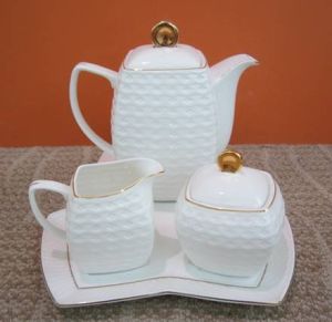 5 PIECES PEACOCK TEA SET