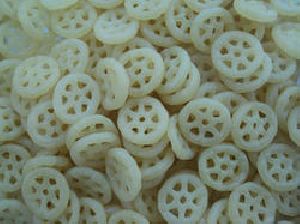 White Wheel Shaped Fryums