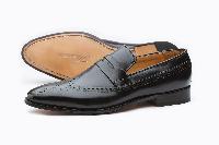 LONGWING SADDLE LOAFER WITH MEDALLION- BLACK