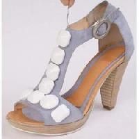 Ladies Leather Footwear