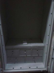 Kubs Tusker Double Door Safe