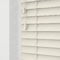 wooden venetian blinds and aluminium venetian blinds