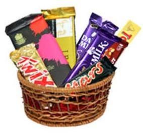 Homeliness Gift Basket