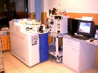 mass spectrometer