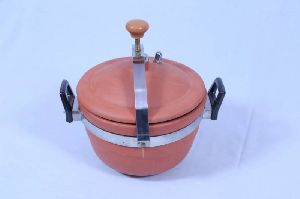 Terracotta Cooker