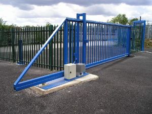 Cantilever sliding gates