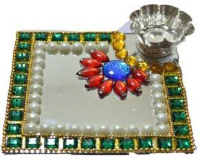 Square Shape Kundan Floating Lamp