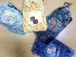 1145 Indigo Jeans