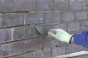 Brick bonds