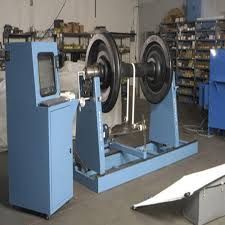 Dynamic Balancing Machine