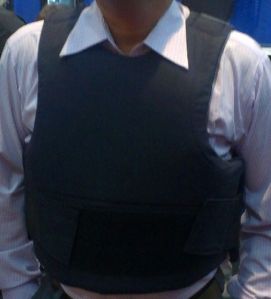 CONCEALABLE MULTI THREAT PROTECTION VEST