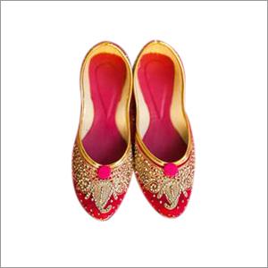 Ladies Red Beaded Punjabi Jutti