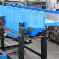 Vibrating Conveyor