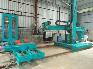 Column and Boom Welding Manipulator