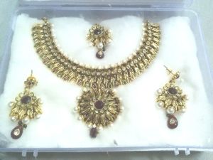 Fancy Necklace Set