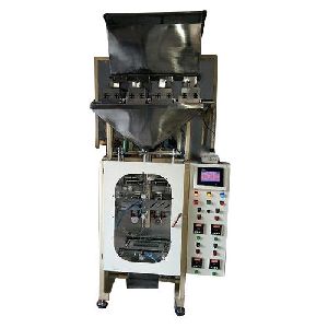 Snacks Packaging Machine