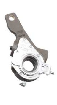 clearance-sensing brake adjuster