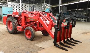 FRONT END LOADER MACHINE