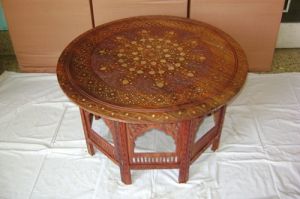 Wooden Round Pillar Table