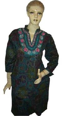 Ladies Kurtis - Item Code: Dscn0841