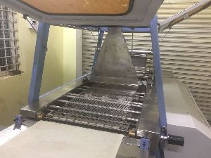 Chocolate Enrobing Machine