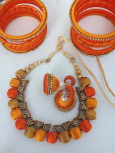 Silk Threads Necklace set