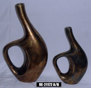 Thumb Shaped Vases