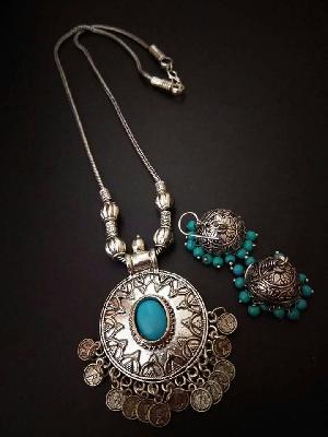 Fashion Pendant Set