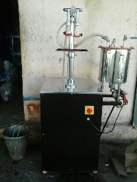 Semi Automatic Vaccumetric Filling Machine