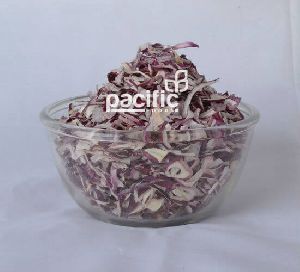 Dehydrated Red Onion Flakes