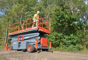 Rough Terrain Scissor Lifts