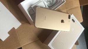 Unlocked IPhone 7 Plus 32GB Gold