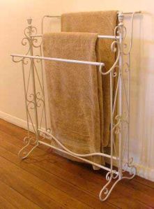 towel stands