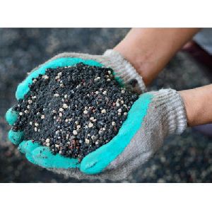 Premium Vermicompost Fertilizer