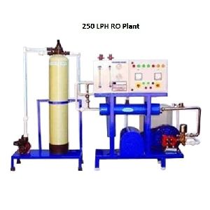 250 LPH Commercial RO Plant