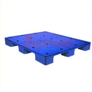 PLASTIC MOULDED PALLETS