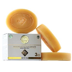 Multani Mitti Daisy Extracts Soothing Soap