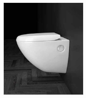 stanza wall hang toilet