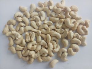 CASHEW NUTS WW400