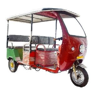 Battery Operated E Rickshaw